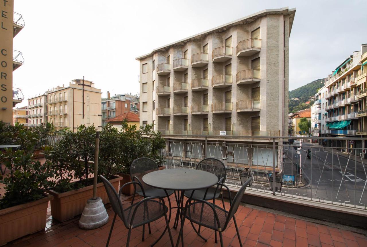 Hotel Corso Alaxi Hotels Alassio Luaran gambar