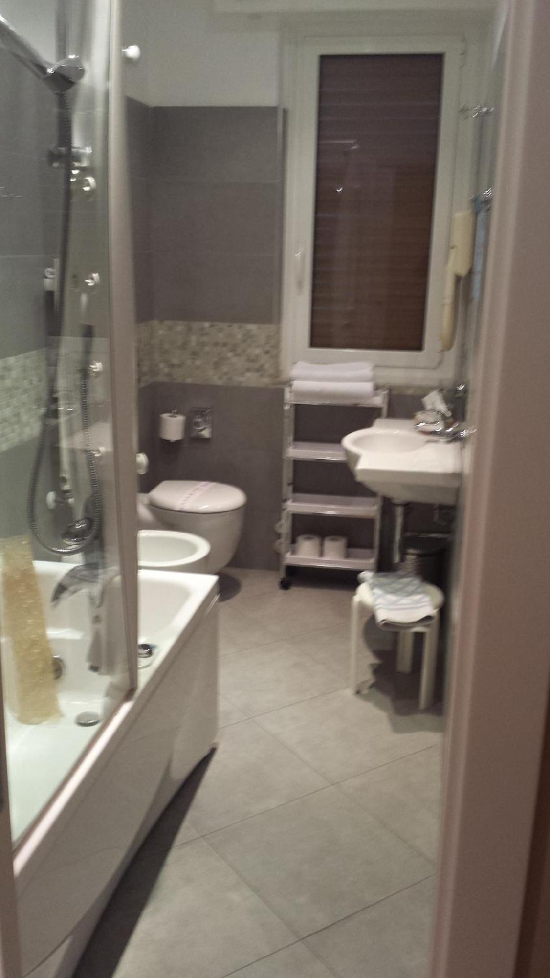 Hotel Corso Alaxi Hotels Alassio Bilik gambar